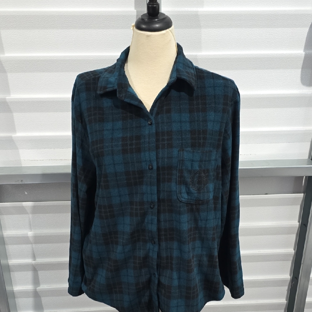 PINK‎ Victoria's Secret Blue and Black Flannel Button Down Shirt Size Large